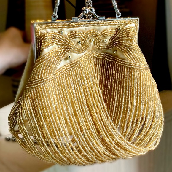 v i n t a g e :: Glam Beaded Draped Gatsby Satin Clutch Purse - Picture 13 of 13